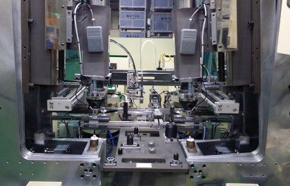 RIVETING M/C